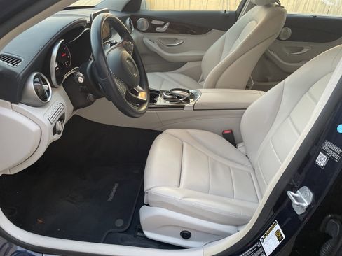 Used 2015 Mercedes-Benz C 300 4MATIC Sedan image 18