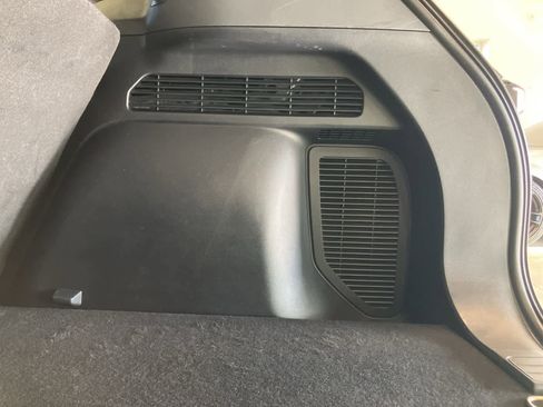 Used 2022 Ford Escape Titanium w/ Class II Trailer Tow Package image 32