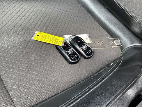 Used 2019 Buick Encore Preferred FWD image 36