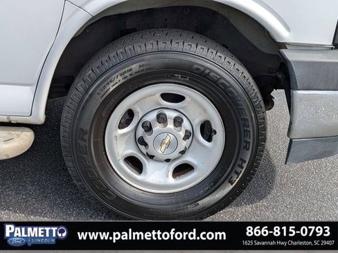 Used 2022 Chevrolet Express 2500 w/ Driver Convenience Package RWD image 10