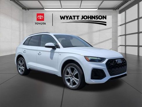 Used 2025 Audi Q5 2.0T Premium AWD/4WD image 7