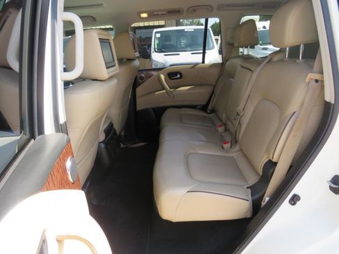 Used 2017 Nissan Armada Platinum w/ Interior Lighting Package AWD/4WD image 12