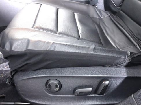 Used 2012 Volkswagen Passat 2.5 SE image 23