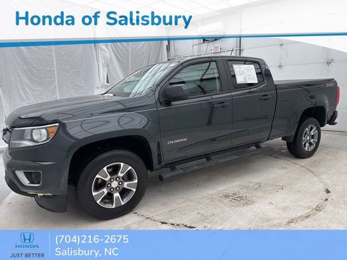 Used 2018 Chevrolet Colorado Z71 image 3