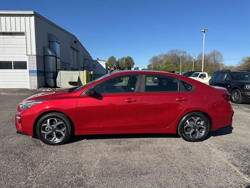 Used 2019 Kia Forte LXS FWD image 6