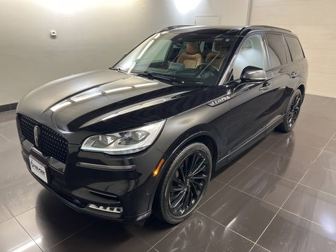 Certified 2023 Lincoln Aviator Black Label w/ Jet Package image 3
