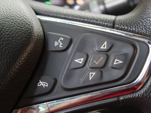 Used 2018 Chevrolet Cruze LT image 14