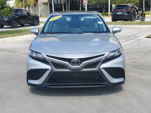 Used 2023 Toyota Camry SE w/ Cold Weather Package image 8