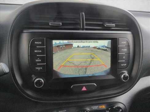 Used 2020 Kia Soul LX image 14