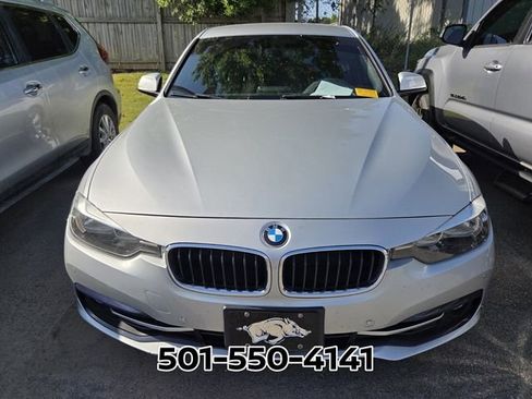 Used 2017 BMW 330i Sedan RWD image 2