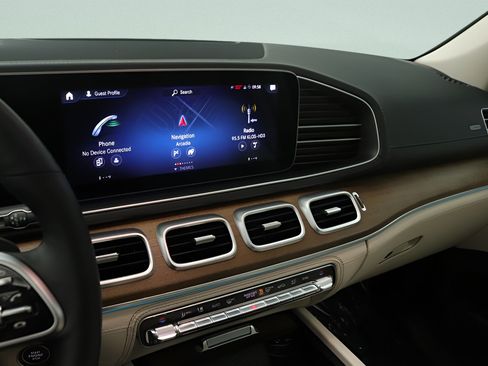 Certified 2022 Mercedes-Benz GLE 580 4MATIC image 9
