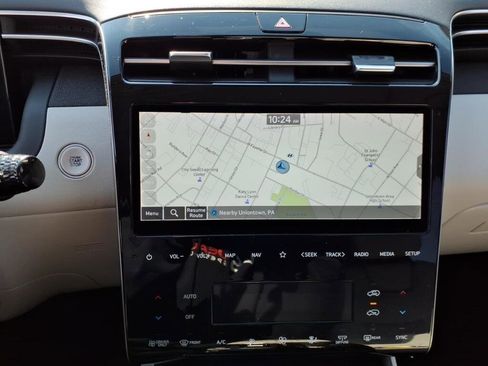 Used 2022 Hyundai Tucson Limited image 17