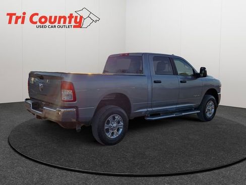 Used 2024 RAM 2500 Big Horn w/ Bed Utility Group image 7