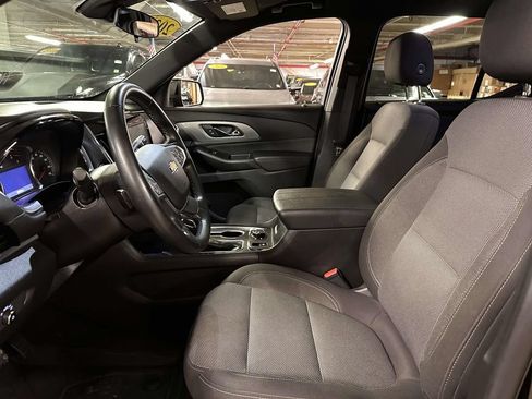 Used 2023 Chevrolet Traverse LT w/ LPO, Floor Liner Package AWD/4WD image 15