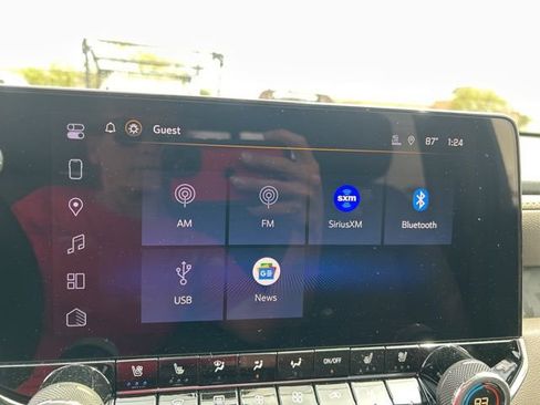 New 2026 Chevrolet Colorado ZR2 w/ Technology Package image 25