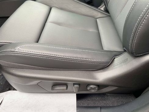 New 2026 Subaru Outback Touring XT AWD/4WD image 9