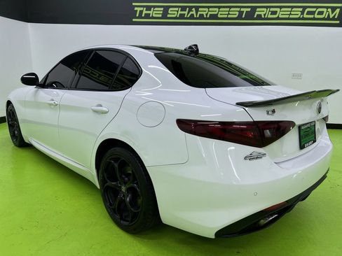 Used 2020 Alfa Romeo Giulia Ti Sport w/ Quick Order Package 22S Sport AWD/4WD image 7
