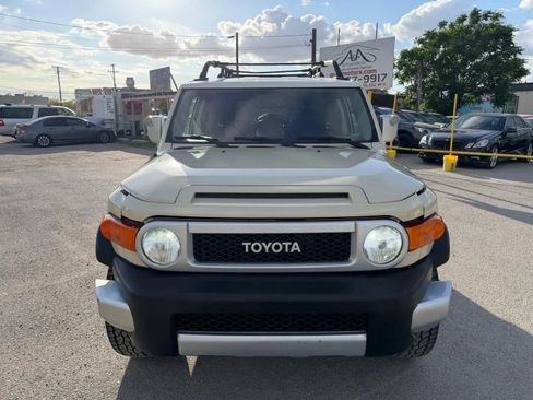 Used 2009 Toyota FJ Cruiser 4WD image 1