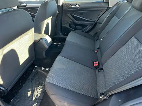 Used 2019 Volkswagen Jetta S image 24