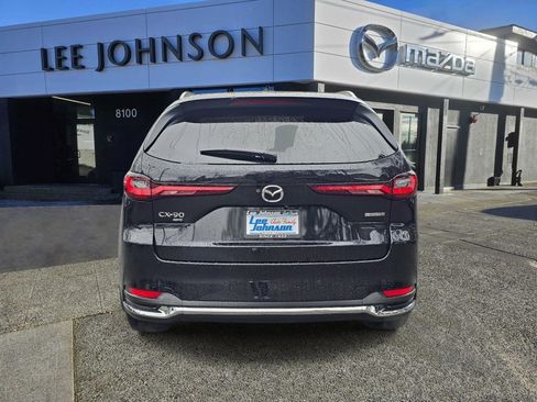 Certified 2025 MAZDA CX-90 3.3 Turbo w/ Premium Plus Pkg image 4
