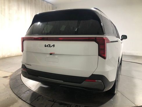 New 2026 Kia Carnival SX FWD image 7