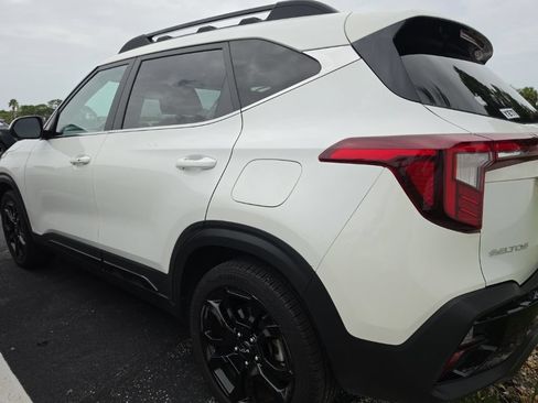 Certified 2024 Kia Seltos X-Line AWD/4WD image 13