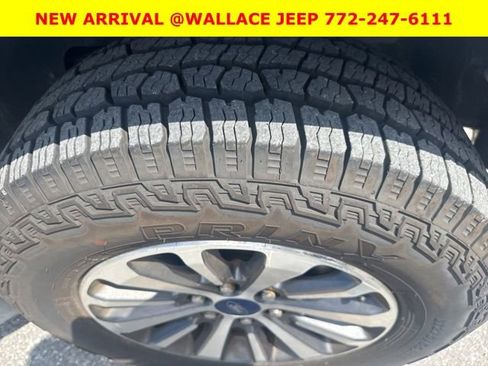 Used 2017 Ford Expedition XLT RWD image 5
