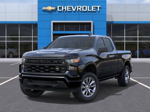 New 2026 Chevrolet Silverado 1500 Custom RWD image 6