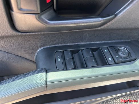 New 2026 Toyota Tacoma SR5 AWD/4WD image 17