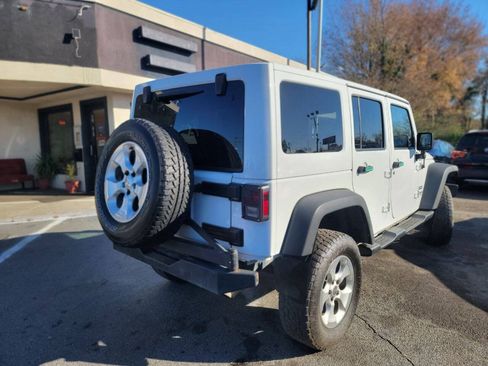 Used 2015 Jeep Wrangler Unlimited Sport w/ Quick Order Package 24S AWD/4WD image 10