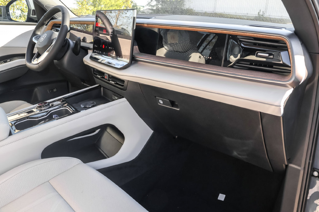 New 2027 Volkswagen Atlas SEL R-Line AWD/4WD image 41