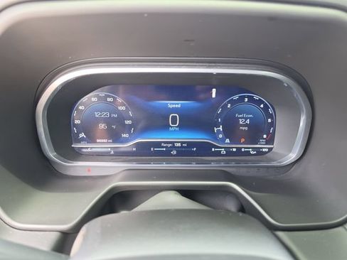 Used 2023 Chevrolet Suburban LT RWD image 36