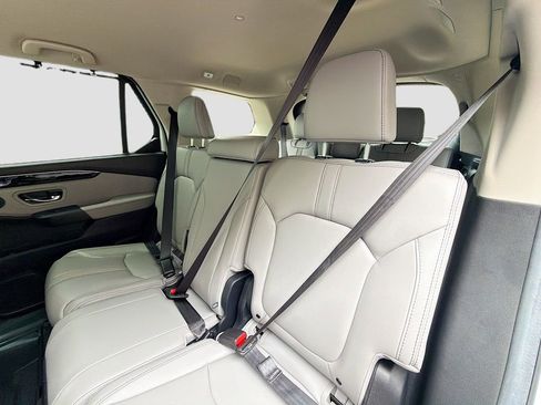 Used 2025 Honda Pilot EX-L image 23
