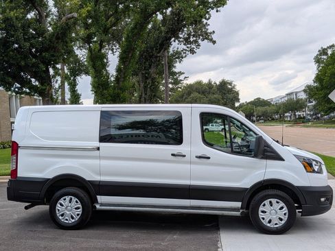 Used 2024 Ford Transit 250 Low Roof w/ Exterior Upgrade Package RWD image 4