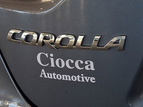 Used 2023 Toyota Corolla XLE image 29