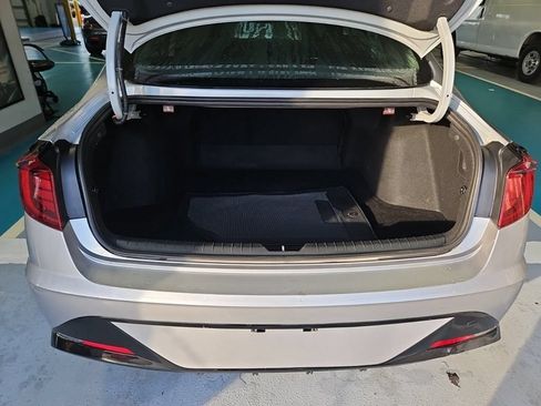 Used 2023 Hyundai Sonata SEL FWD image 10