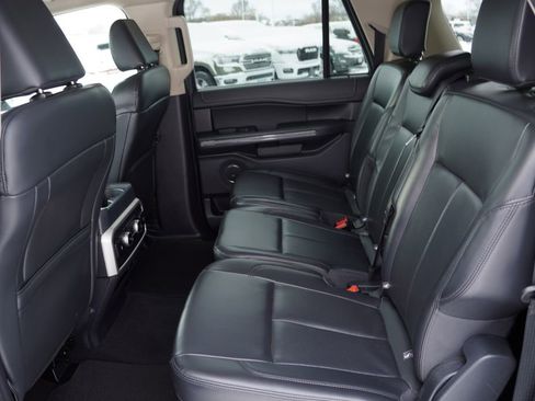 Certified 2024 Ford Expedition Max XLT image 19