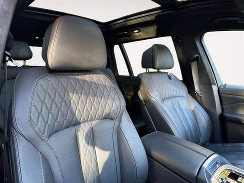 Used 2023 BMW X7 M60i w/ Executive Package image 8