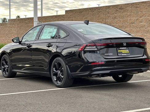 New 2025 Honda Accord SE image 6