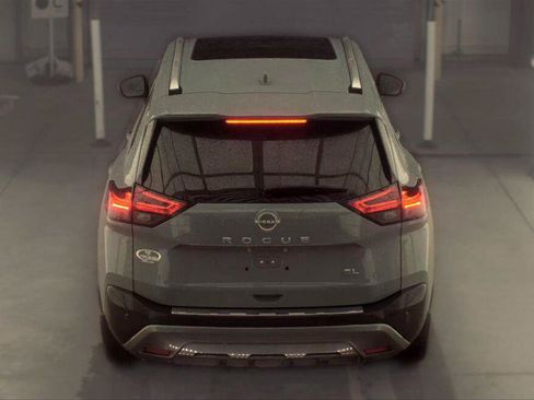 Used 2023 Nissan Rogue SL w/ SL Premium Package FWD image 10
