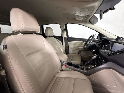 Used 2014 Ford Escape SE w/ Equipment Group 201A FWD image 38