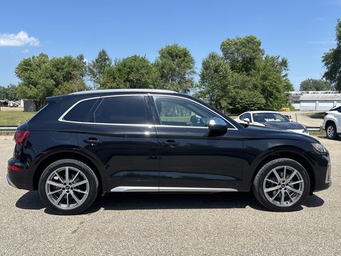 Used 2022 Audi SQ5 Premium Plus AWD/4WD image 2