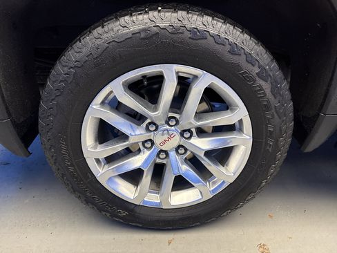 Used 2021 GMC Sierra 1500 SLT w/ SLT Premium Plus Package image 8