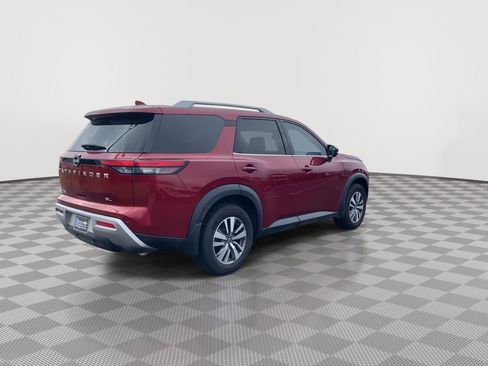Used 2022 Nissan Pathfinder SL image 8