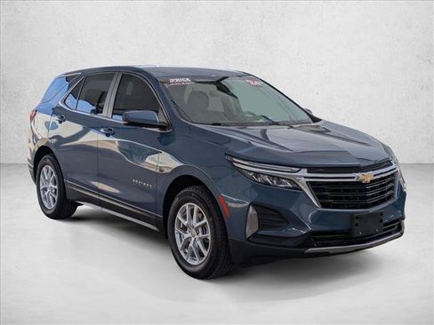 Used 2024 Chevrolet Equinox LT FWD image 3