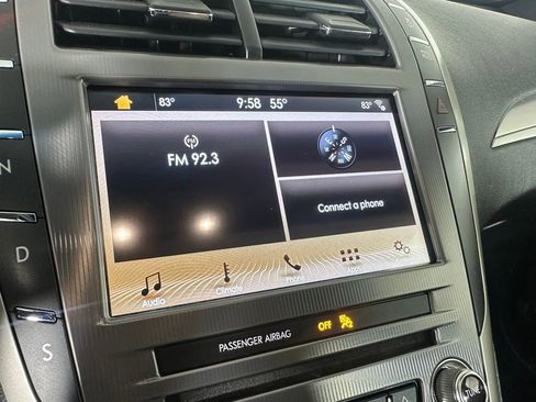 Used 2018 Lincoln MKZ Premiere FWD image 13
