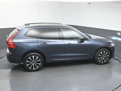 Used 2024 Volvo XC60 B5 Core AWD/4WD image 49