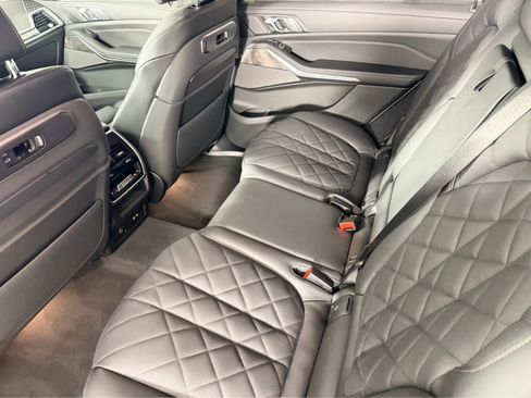 New 2026 BMW X7 xDrive40i w/ M Sport Package AWD/4WD image 19