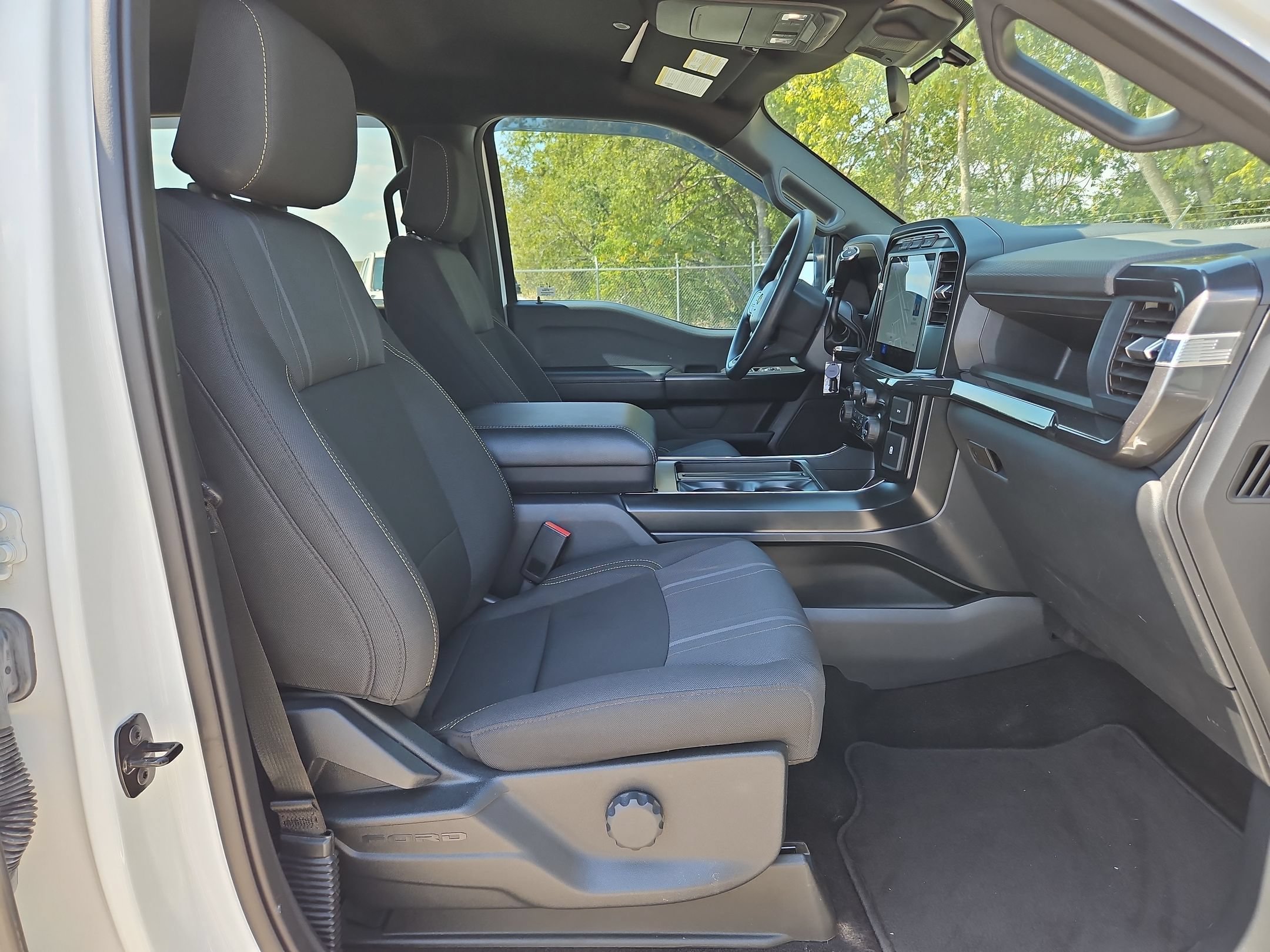 Used 2024 Ford F150 STX RWD image 27