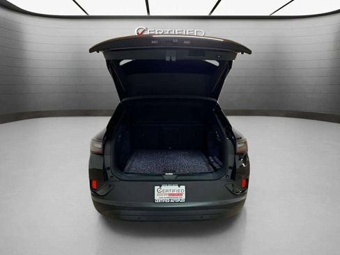 Used 2023 Volkswagen ID.4 S image 8